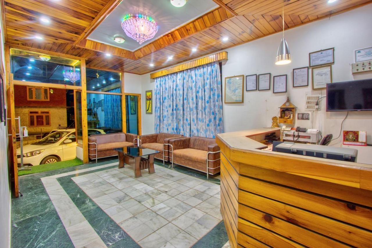 Hotel Royal Manali 외부 사진